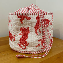 Load image into Gallery viewer, Dilly Bag