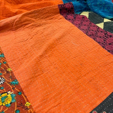 Load image into Gallery viewer, Vintage Kantha Quilt K30