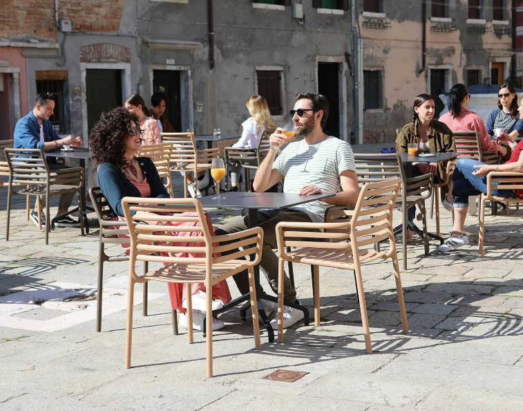 Nardi outdoor tables and chairs in an Italian piazza