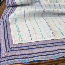 Load image into Gallery viewer, Vintage Heavy Kantha Quilt Blue and White H5
