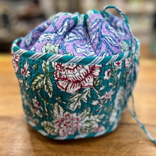 Load image into Gallery viewer, Dilly Bag
