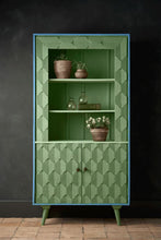 Load image into Gallery viewer, Annie Sloan Chalk Paint® - Capability Green
