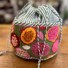 Load image into Gallery viewer, Dilly Bag
