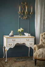 Load image into Gallery viewer, Annie Sloan Chalk Paint® - Rococo White (NEW COLOUR)
