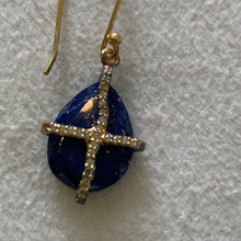 Load image into Gallery viewer, Teardrop Lapis with a sparkly cross AGP 0033E

