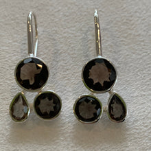 Load image into Gallery viewer, Smoky quartz stones and silver plated earring with three stones

